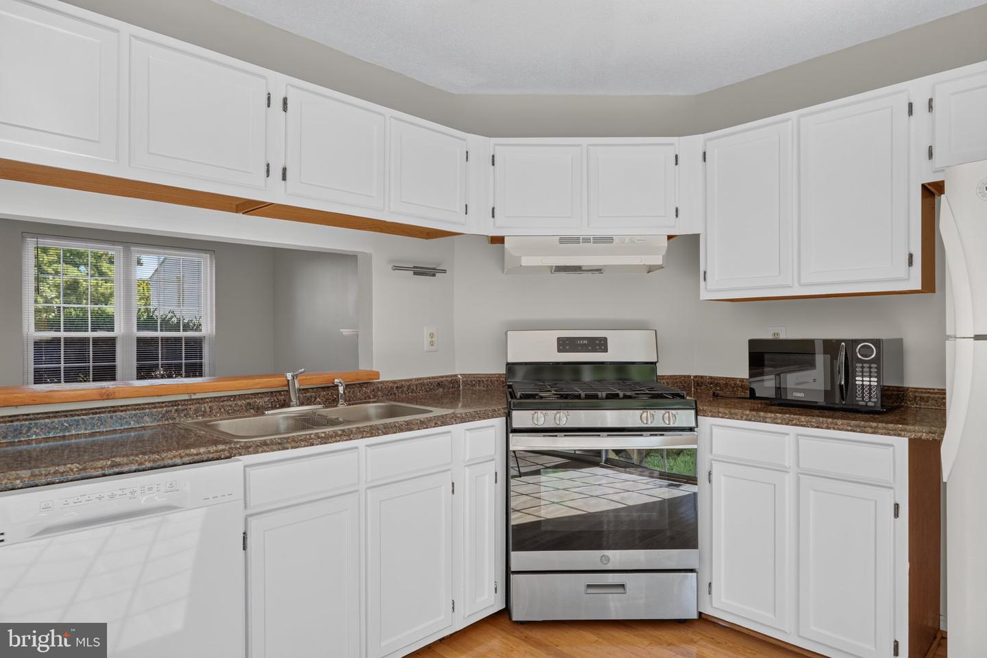 6619 High Valley Ln Property Photo 8