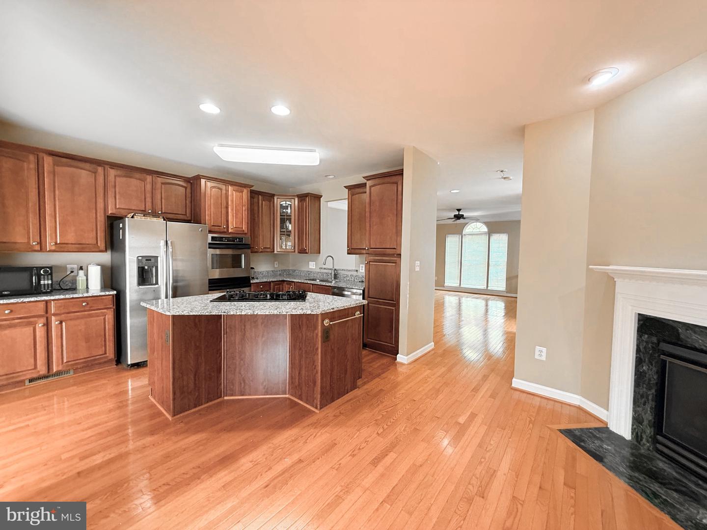 4228 Lower Park Dr Property Photo 12