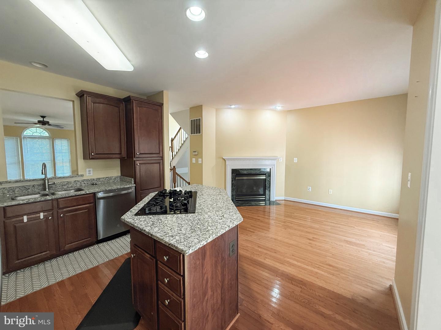 4228 Lower Park Dr Property Photo 13