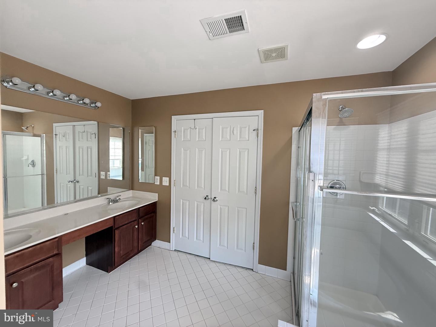 4228 Lower Park Dr Property Photo 27