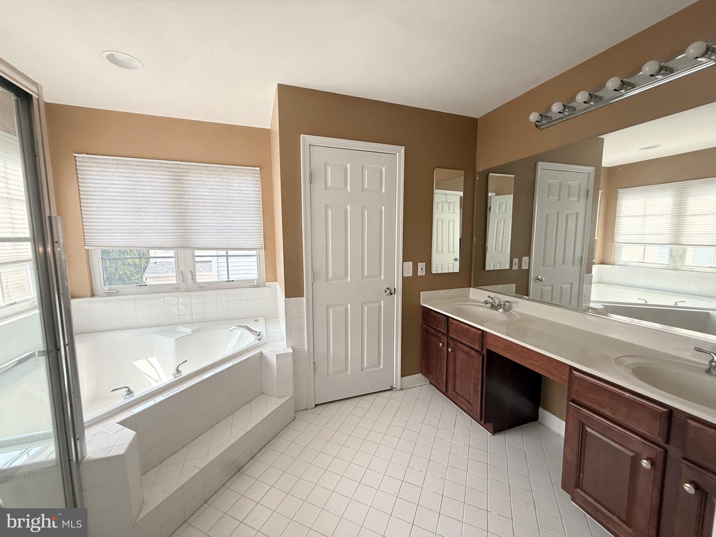 4228 Lower Park Dr Property Photo 28