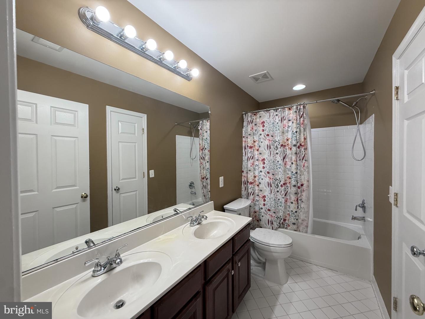 4228 Lower Park Dr Property Photo 36
