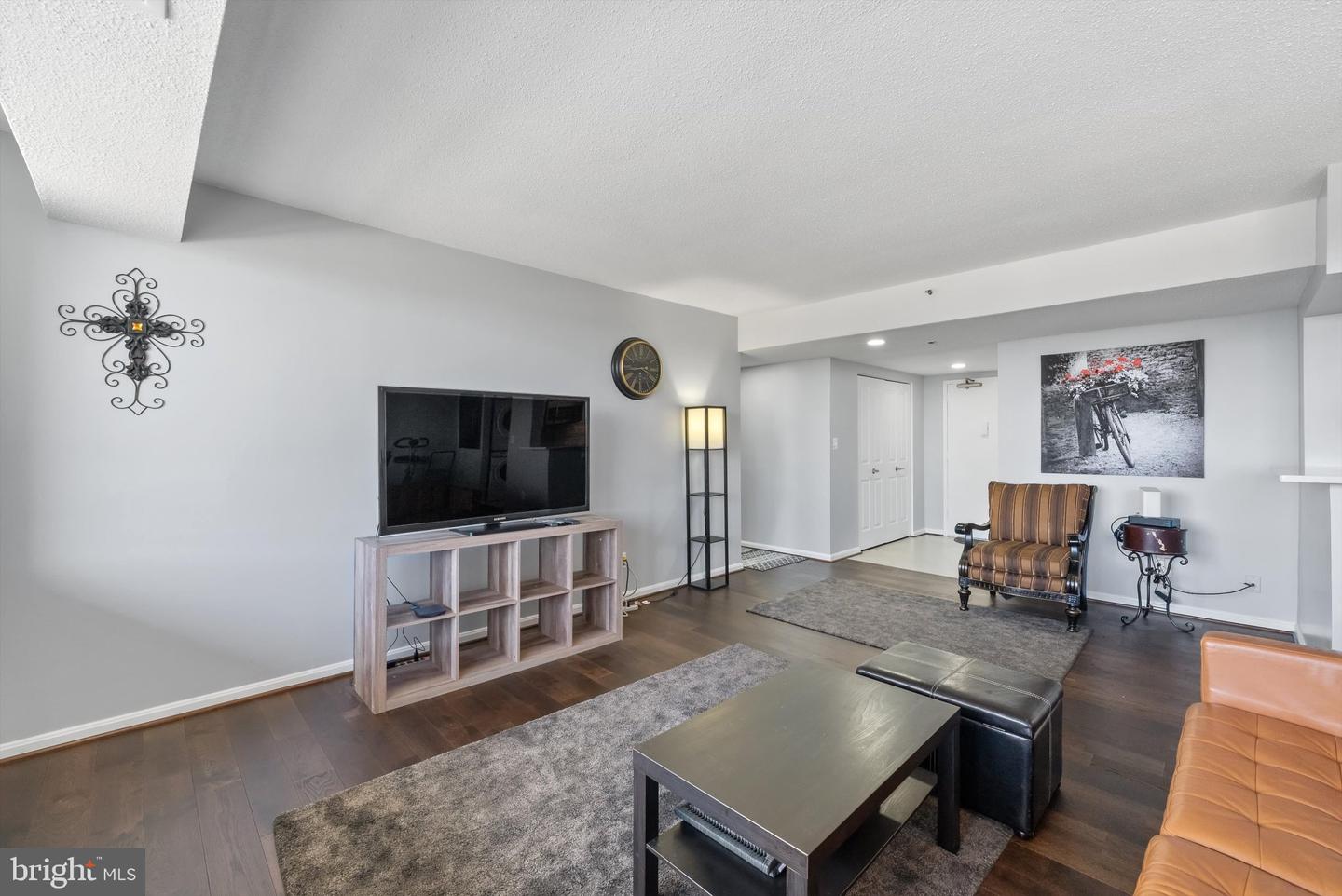 3713 S George Mason Dr #1216w Property Photo 3