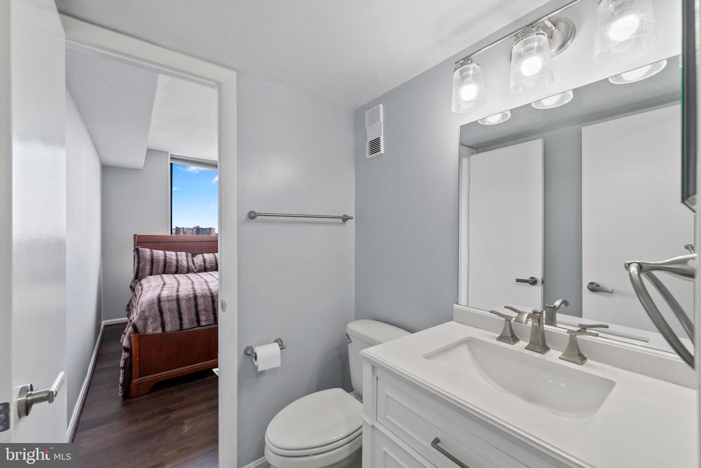 3713 S George Mason Dr #1216w Property Photo 11
