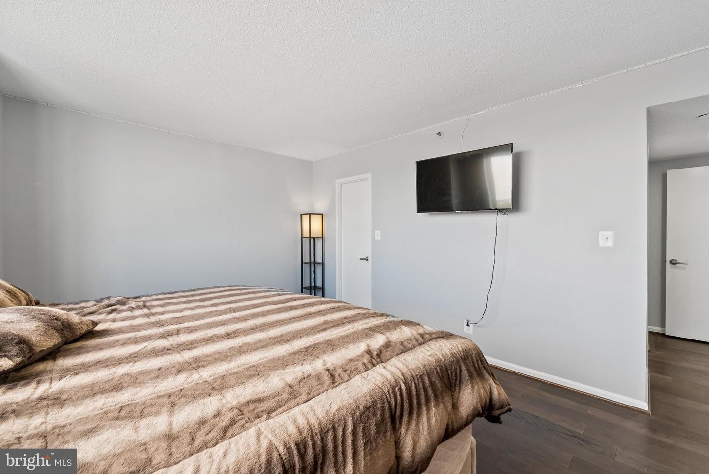 3713 S George Mason Dr #1216w Property Photo 20
