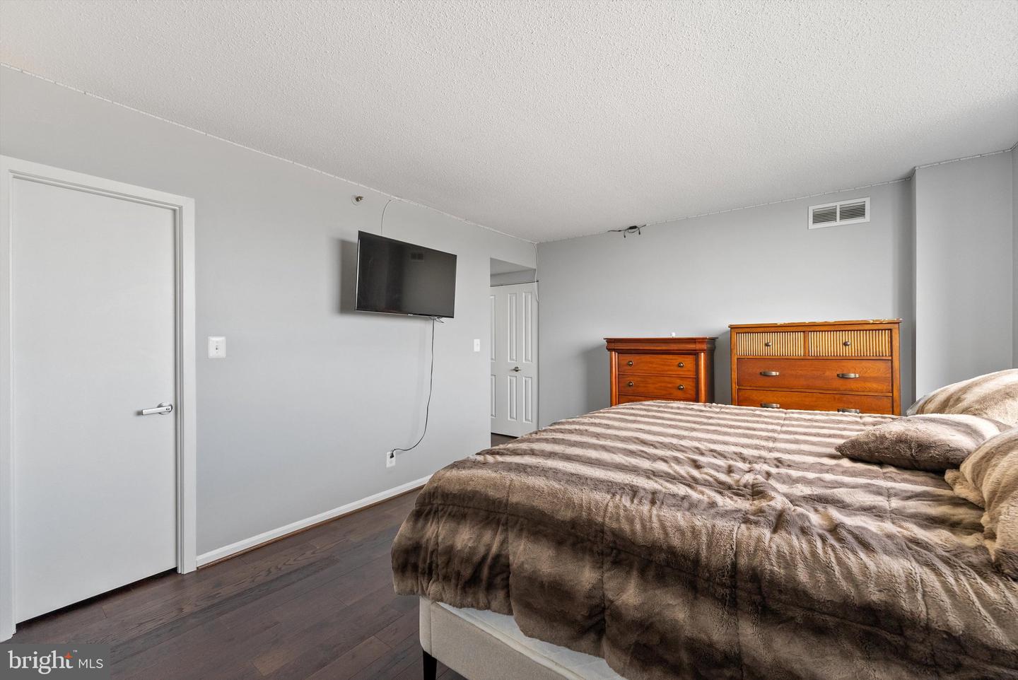3713 S George Mason Dr #1216w Property Photo 21