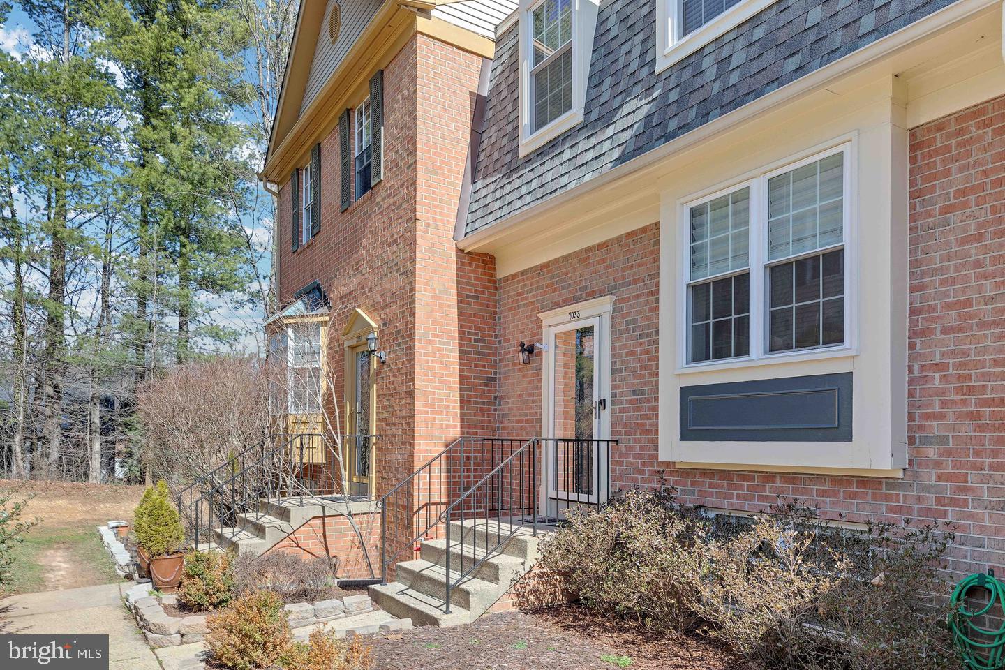 7033 Solomon Seal Ct Property Photo 2