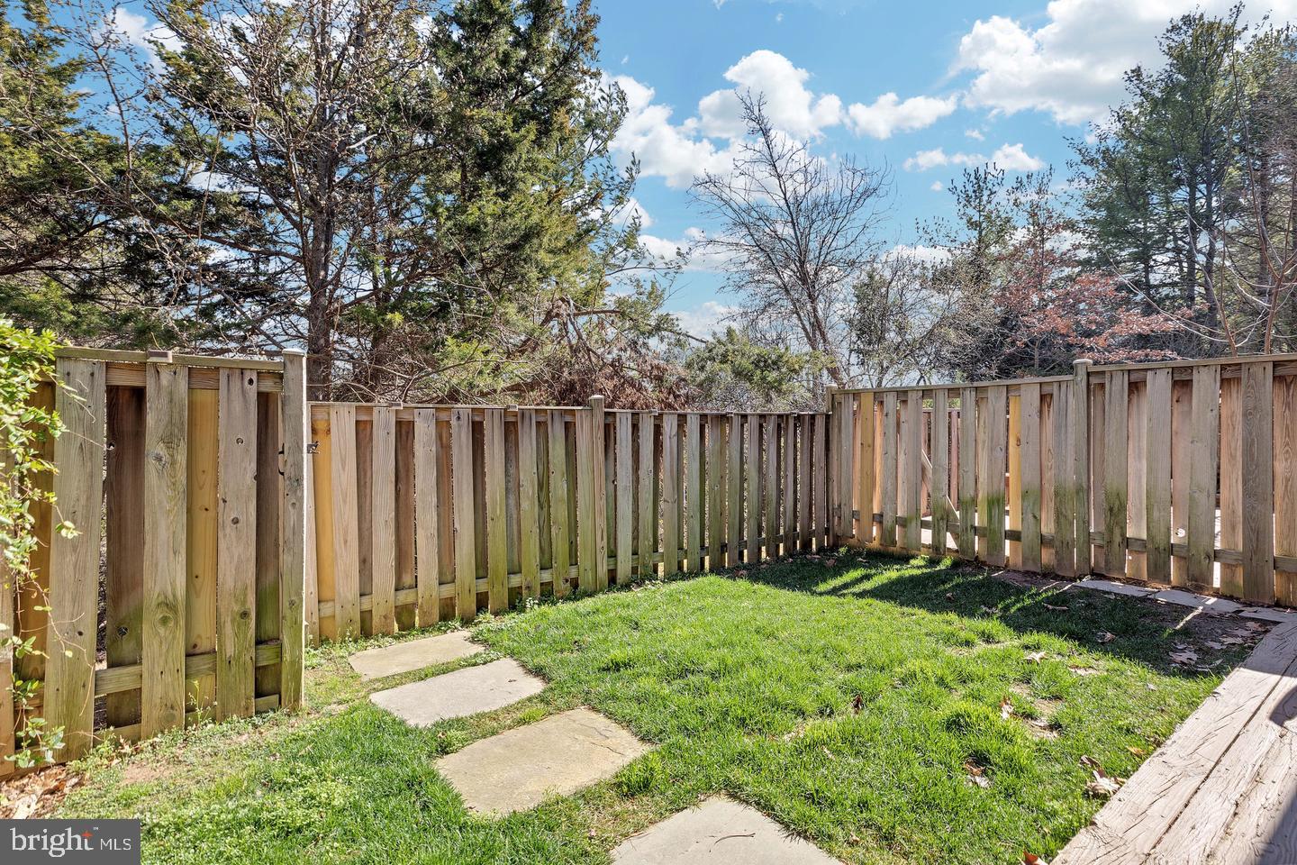 7033 Solomon Seal Ct Property Photo 40