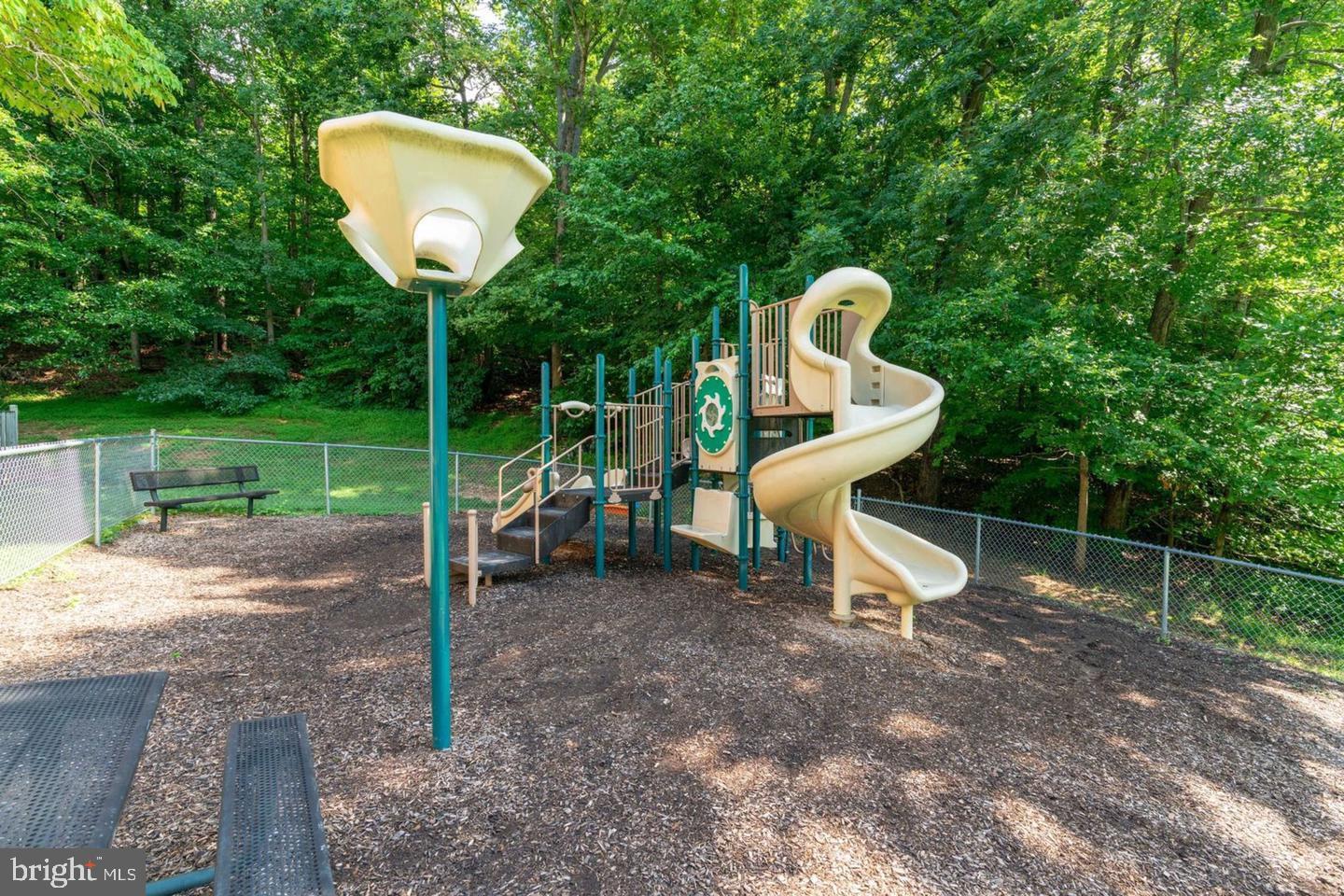 7033 Solomon Seal Ct Property Photo 41
