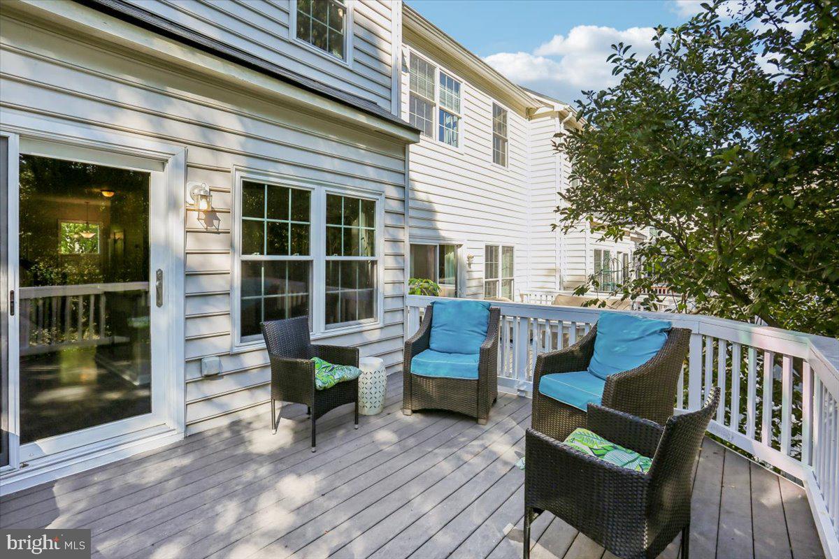12029 Edgemere Cir Property Photo 13