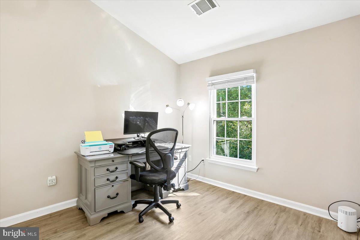 12029 Edgemere Cir Property Photo 21