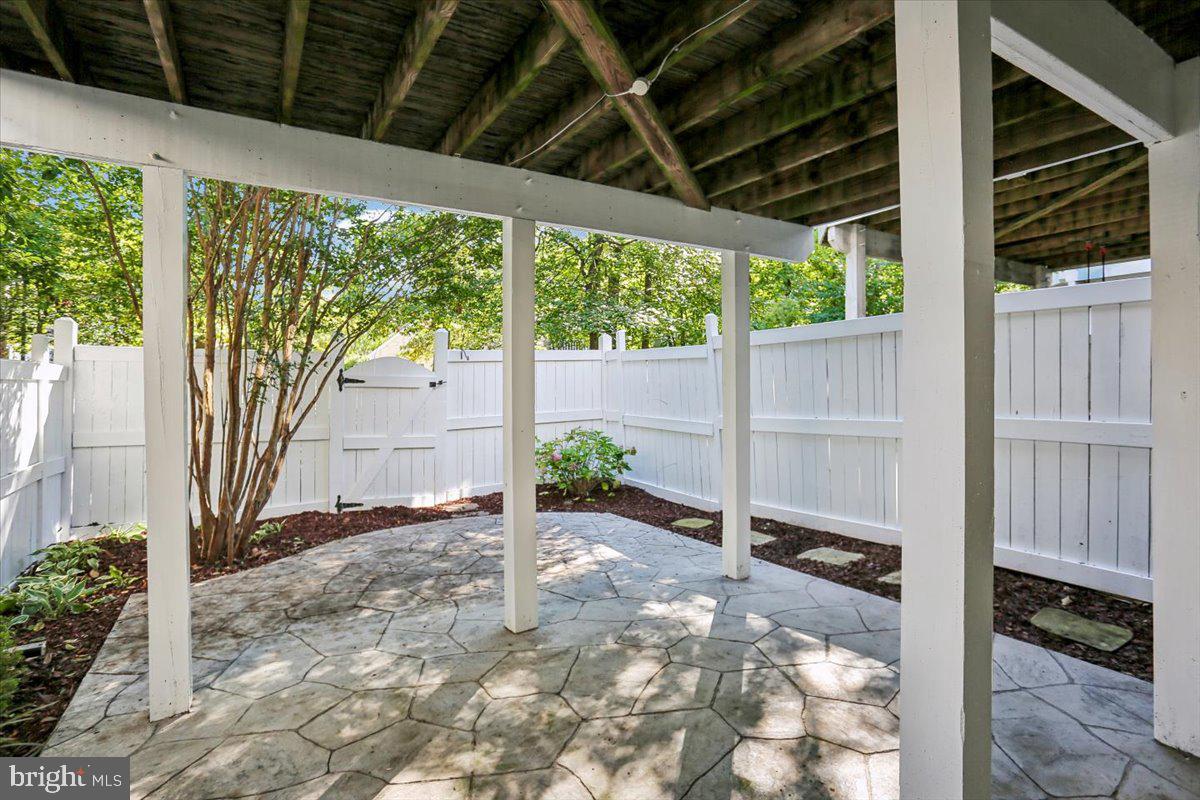 12029 Edgemere Cir Property Photo 30