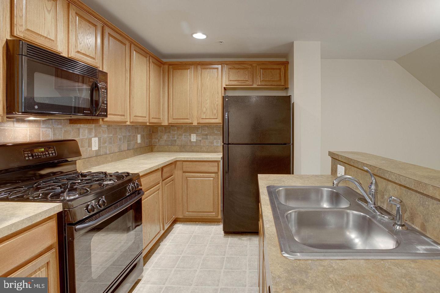 12442 Liberty Bridge Rd #302a Property Photo 22