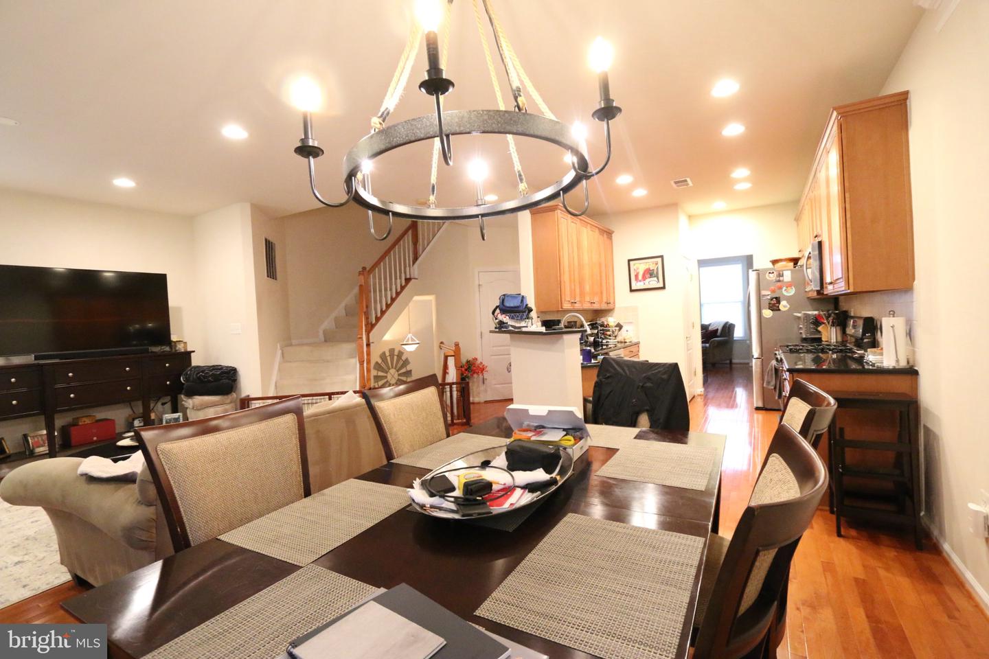 4469 Monmouth St Property Photo 18