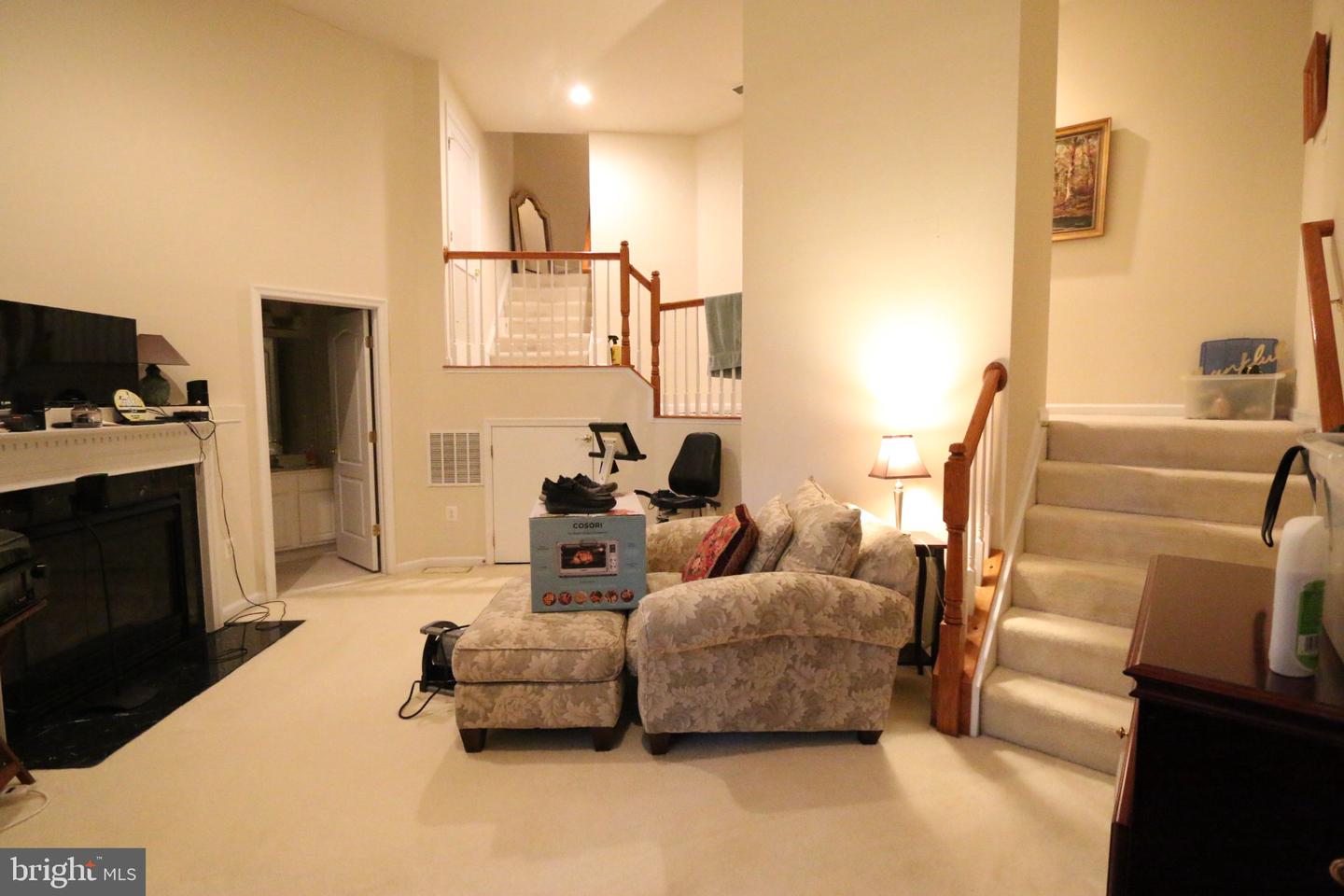 4469 Monmouth St Property Photo 23