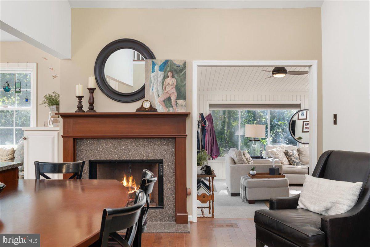 13452 Lake Shore Dr Property Photo 3
