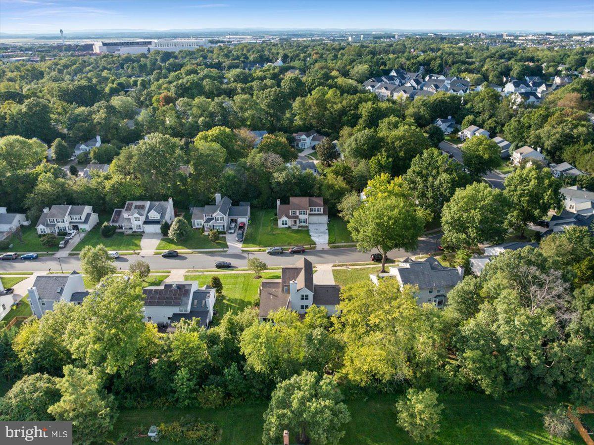 13452 Lake Shore Dr Property Photo 48
