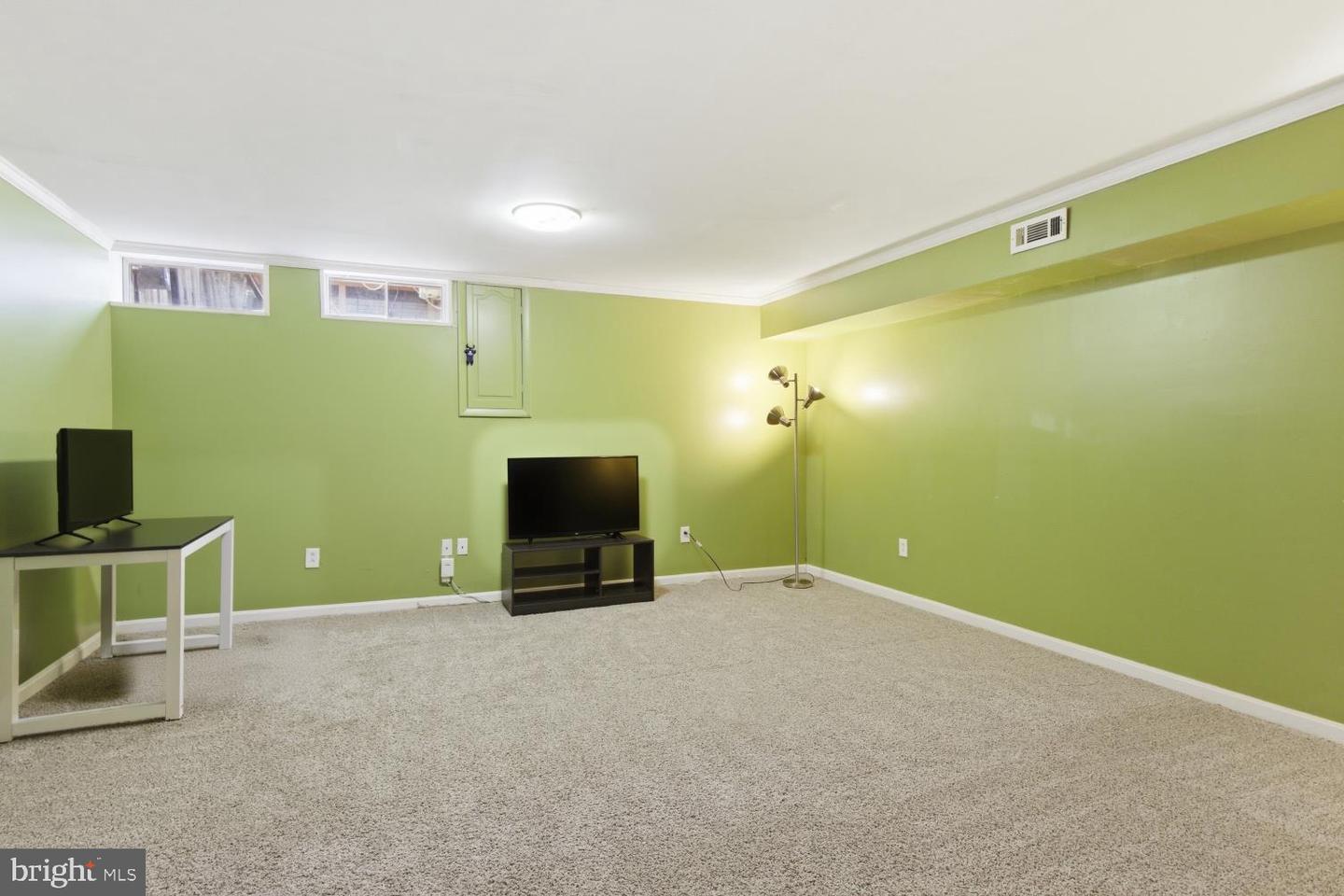 VAFX2342088 Property Photo 12