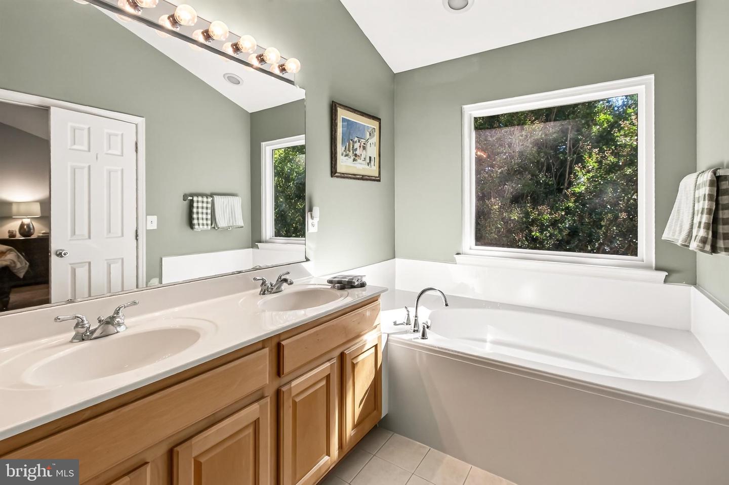 6727 Dorothy Giles Ct Property Photo 17