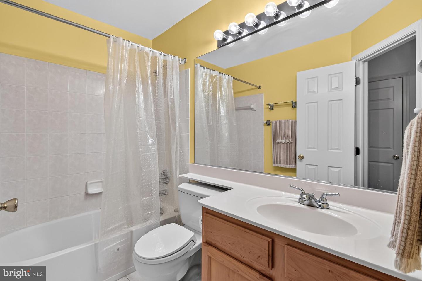 6727 Dorothy Giles Ct Property Photo 18