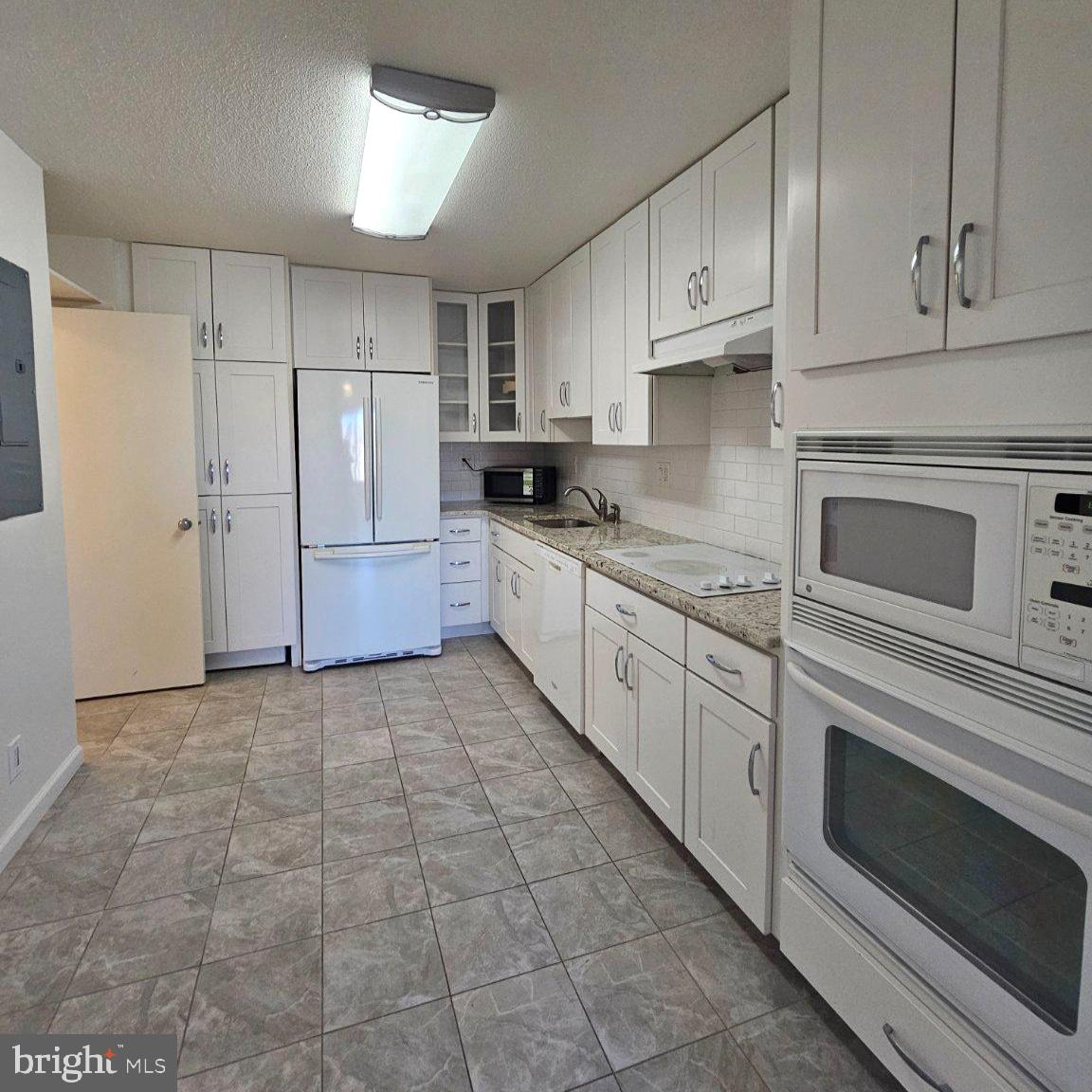 8340 Greensboro Dr #721 Property Photo 7
