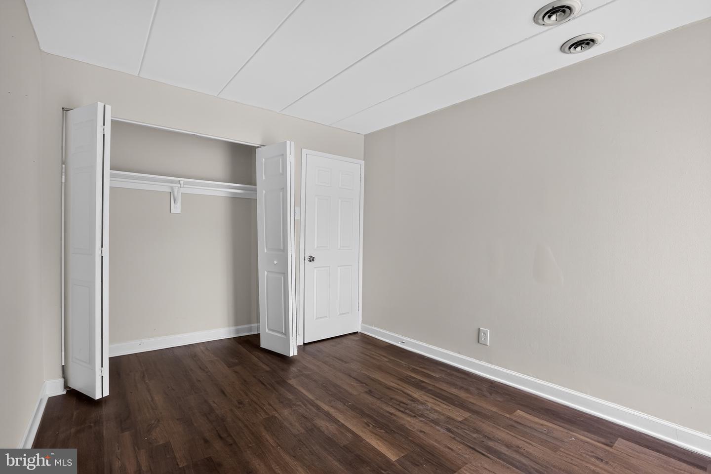 VAFX2342108 Property Photo 12