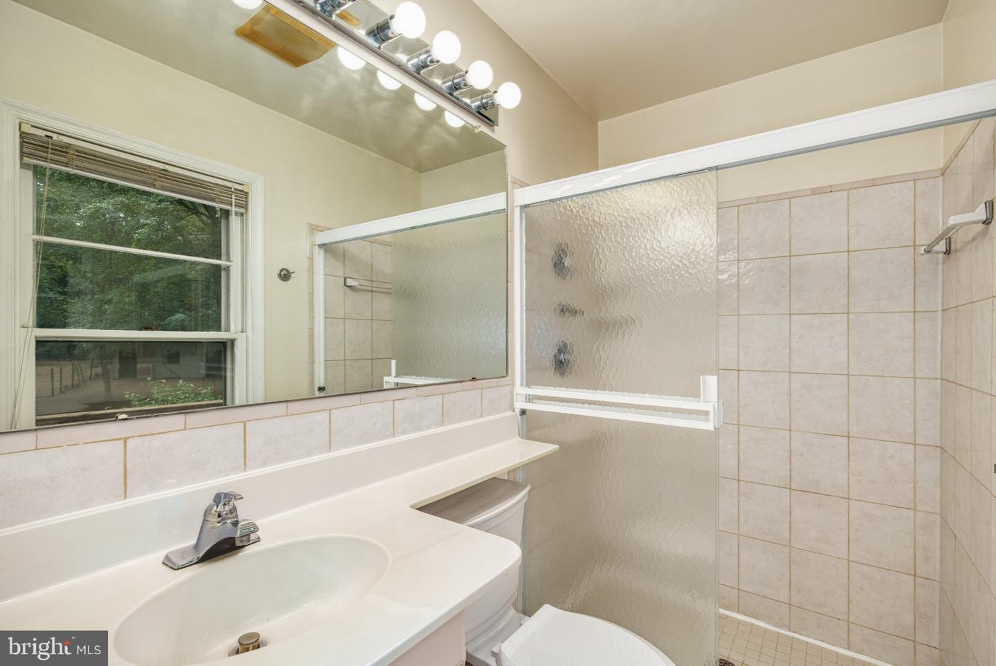 2530 Leeds Rd Property Photo 37