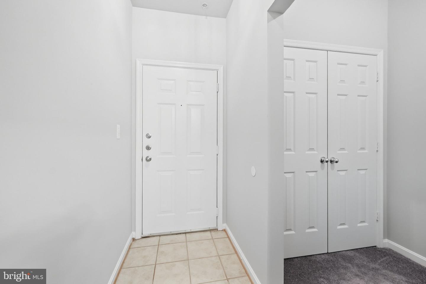 13329 Connor Dr #e Property Photo 4