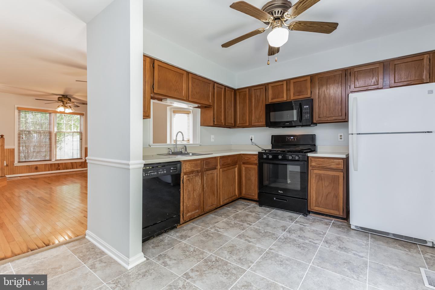 6531 E Brick Hearth Ct E Property Photo 8