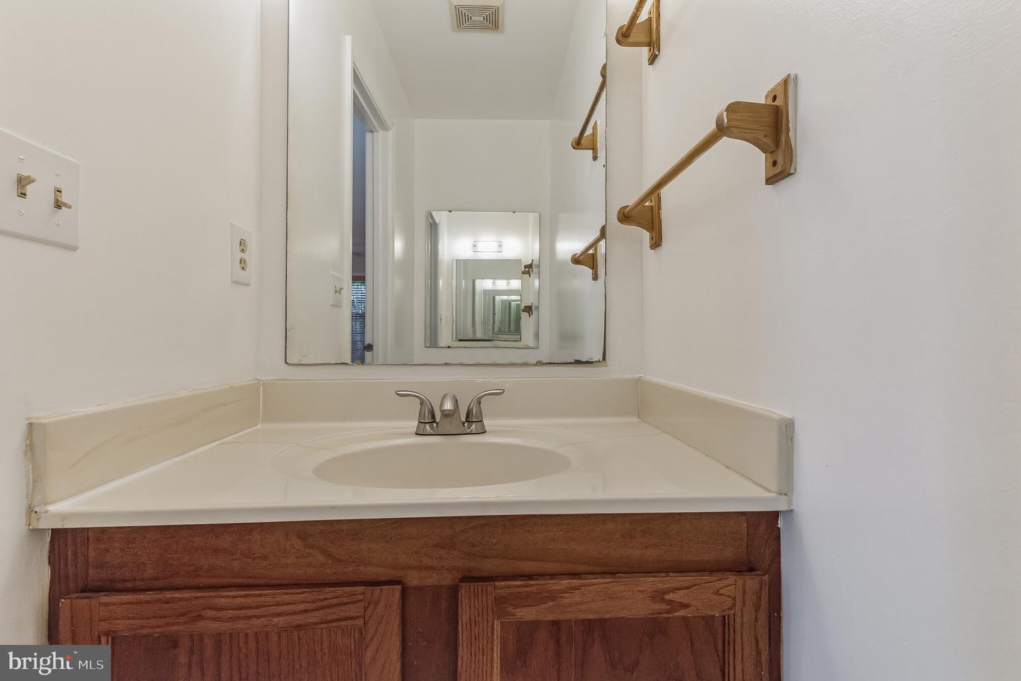 6531 E Brick Hearth Ct E Property Photo 11