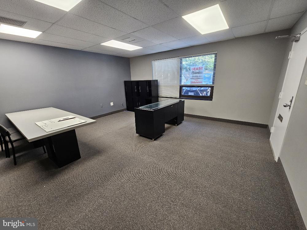 4306 Evergreen Ln #unit 103 Property Photo 3