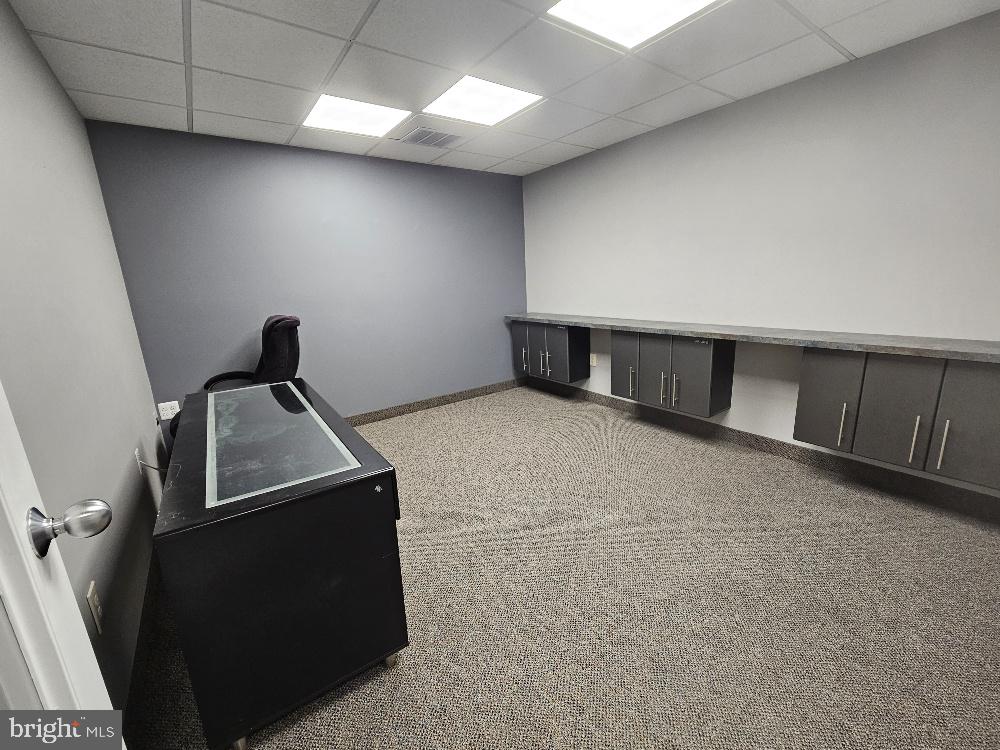 4306 Evergreen Ln #unit 103 Property Photo 5