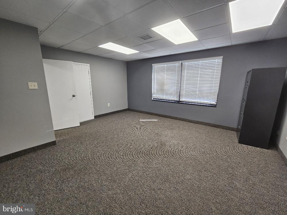 4306 Evergreen Ln #unit 103 Property Photo 6