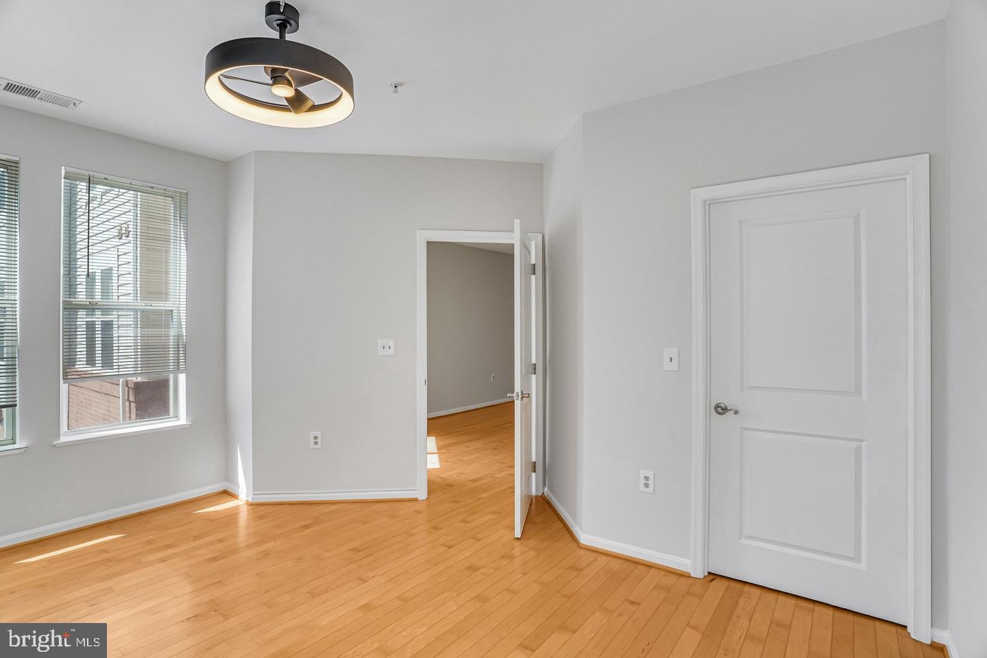 2655 Prosperity Ave #201 Property Photo 17