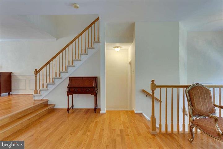 2129 Kings Garden Way Property Photo 5