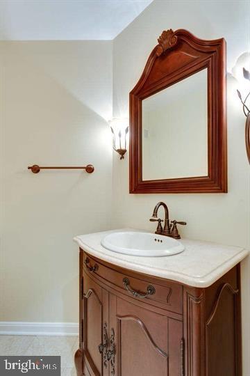 2129 Kings Garden Way Property Photo 13