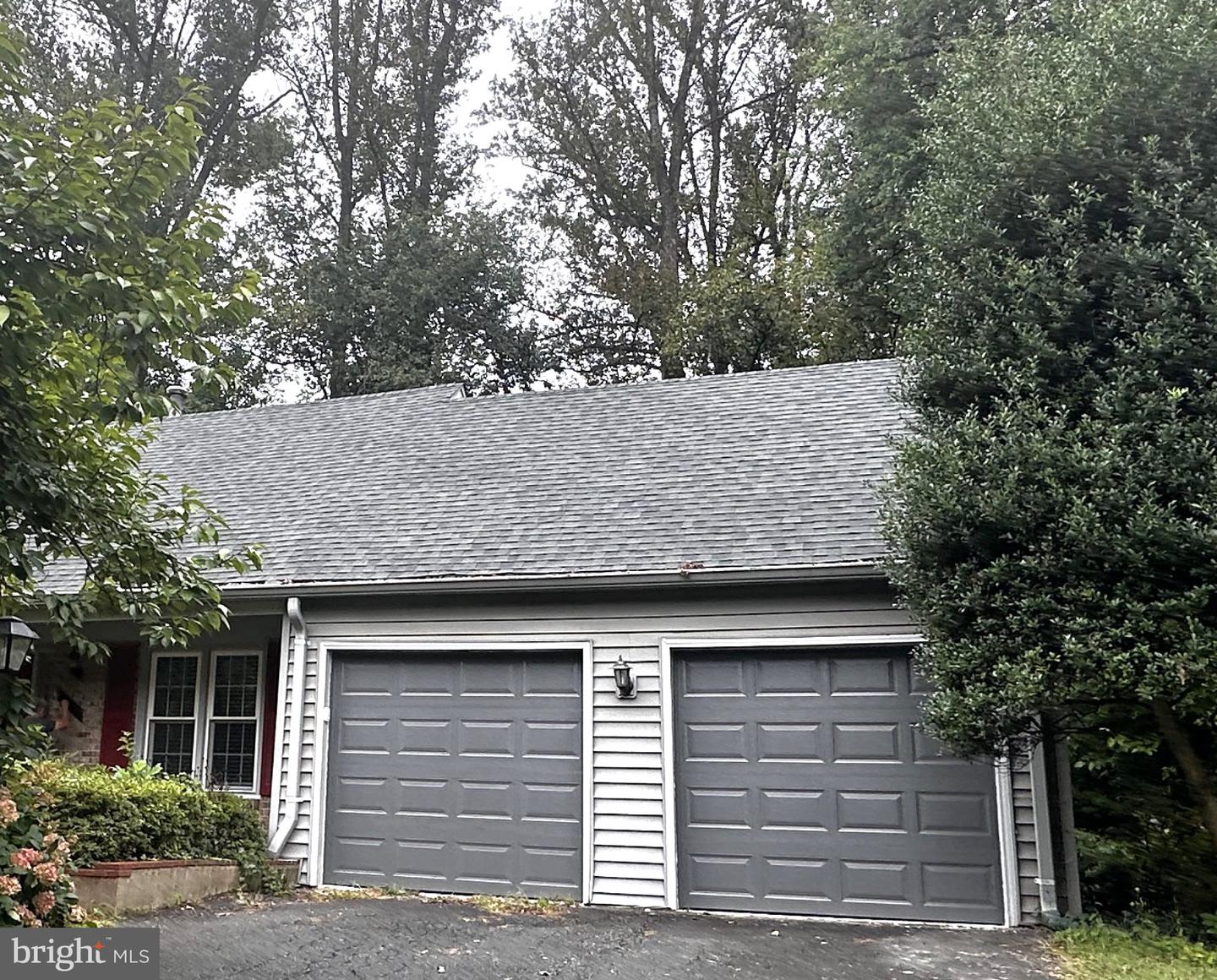 9612 Whitecedar Ct Property Photo 2