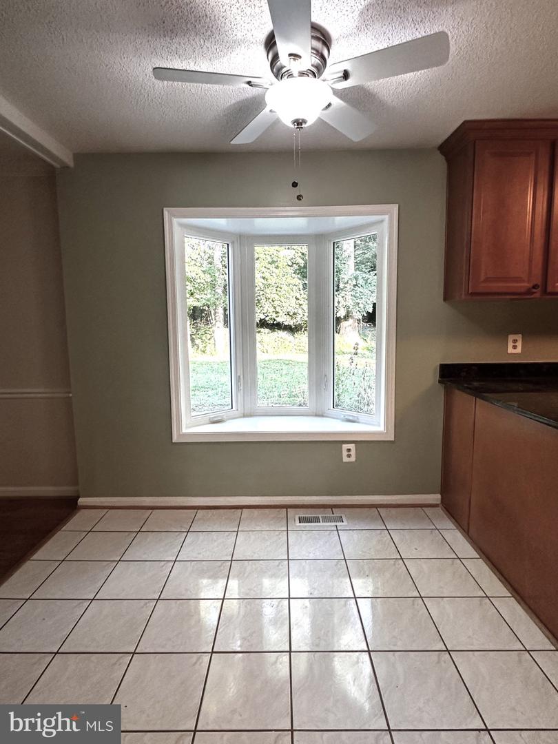 9612 Whitecedar Ct Property Photo 10