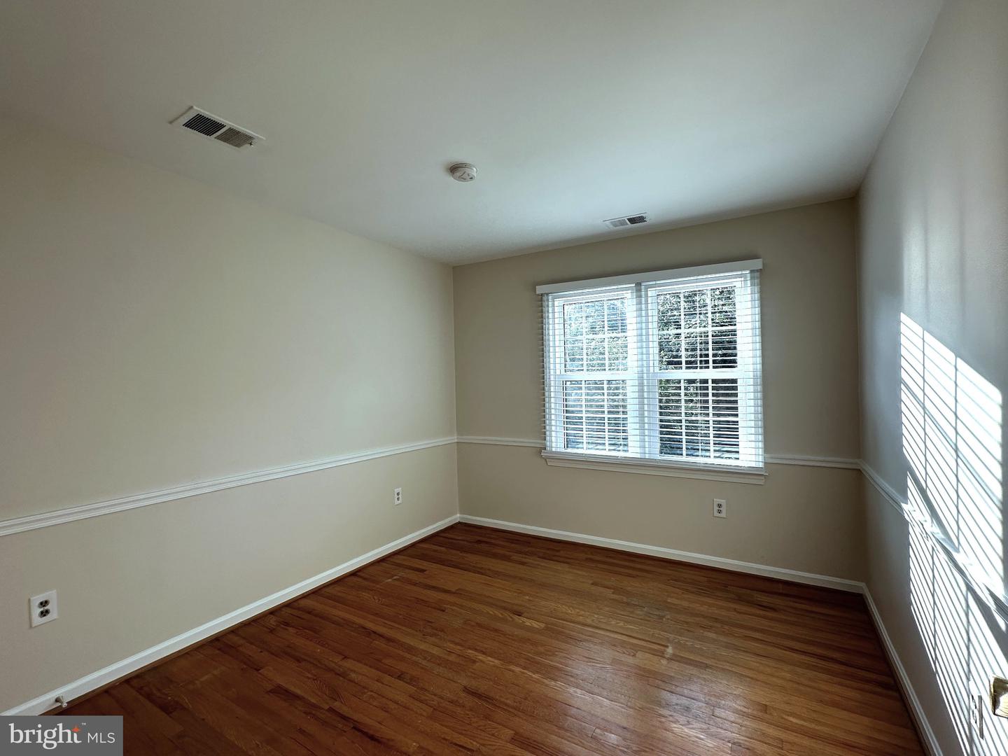 9612 Whitecedar Ct Property Photo 22