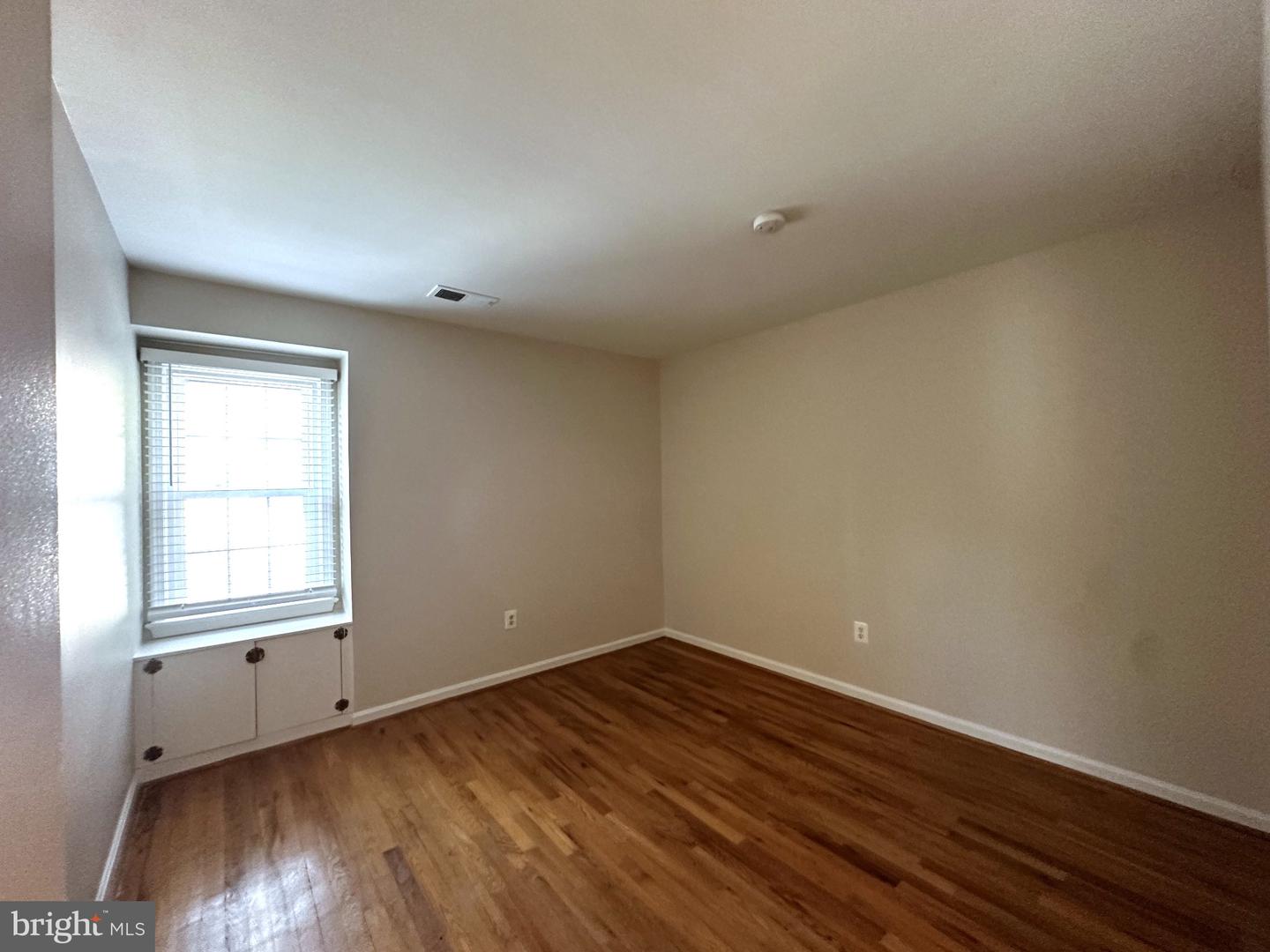 9612 Whitecedar Ct Property Photo 24