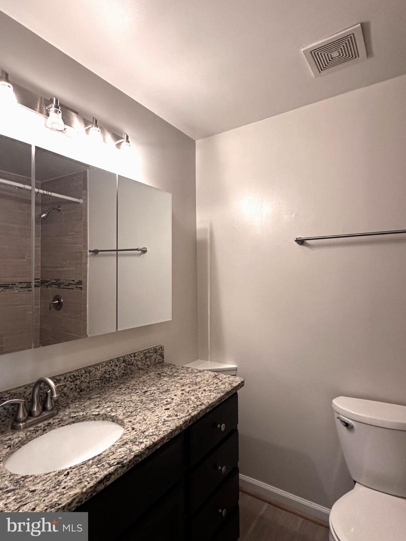 9612 Whitecedar Ct Property Photo 25