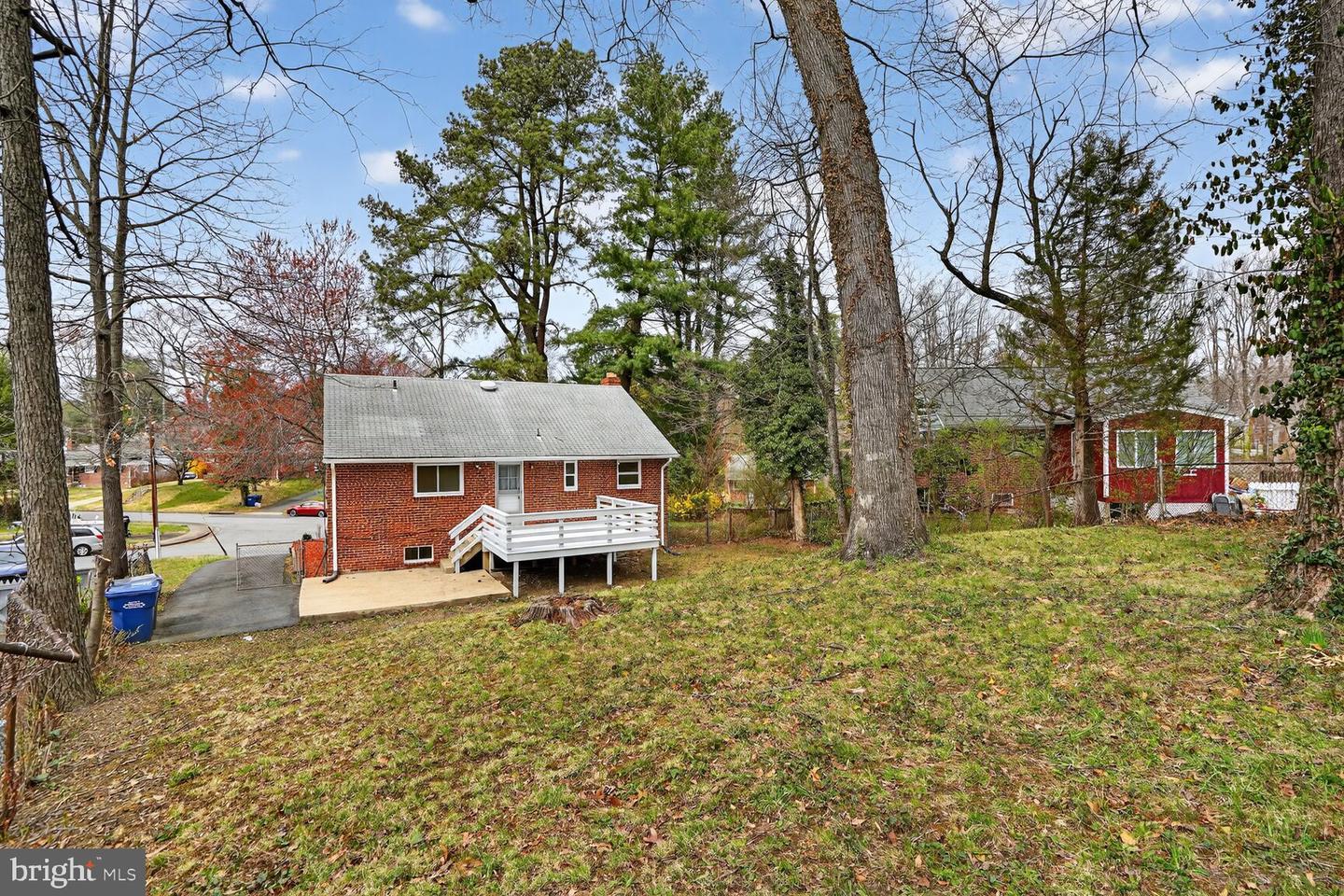 3601 Crest Dr Property Photo 3