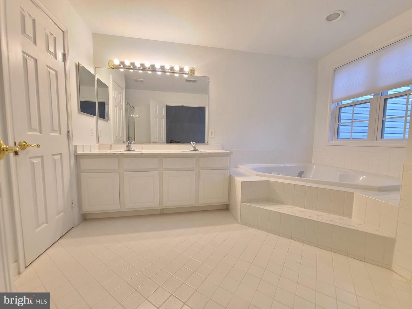 13586 Cedar Run Ln Property Photo 33