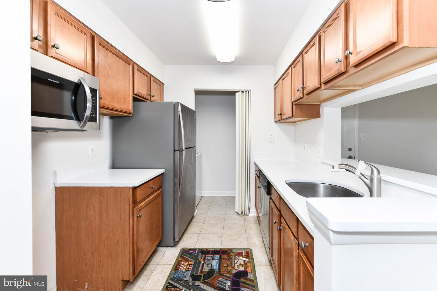 11655 Chesterfield Ct #e Property Photo 2