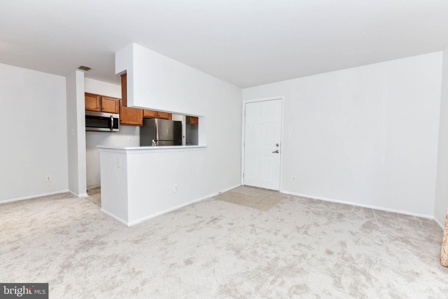 11655 Chesterfield Ct #e Property Photo 4