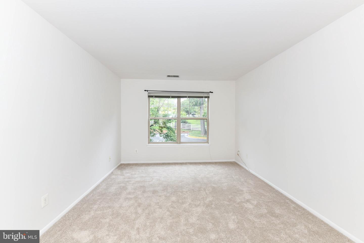 11655 Chesterfield Ct #e Property Photo 10