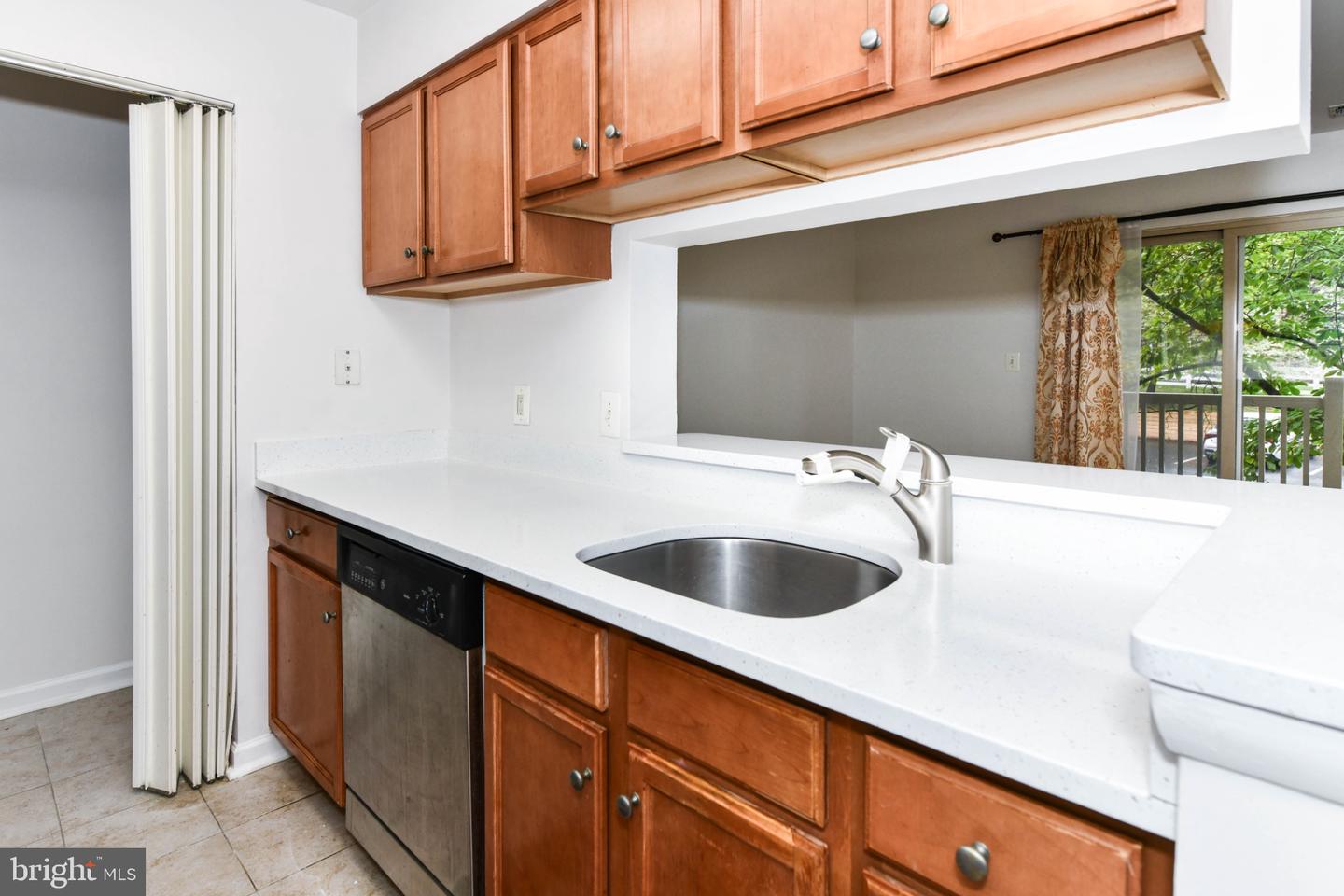 11655 Chesterfield Ct #e Property Photo 17