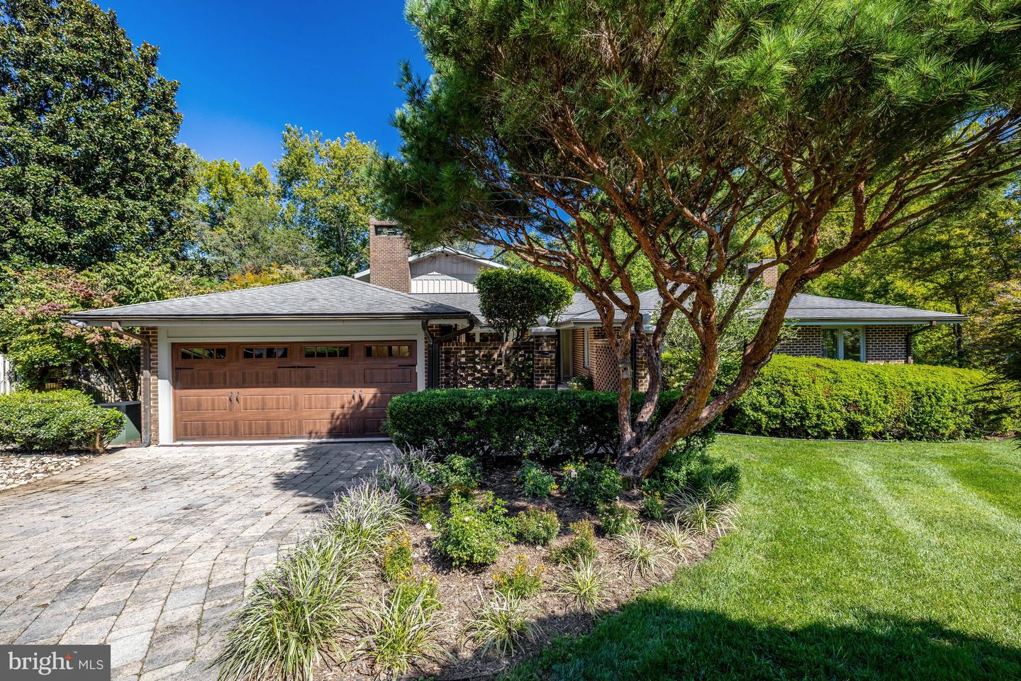 6952 Kyleakin Ct Property Photo 3