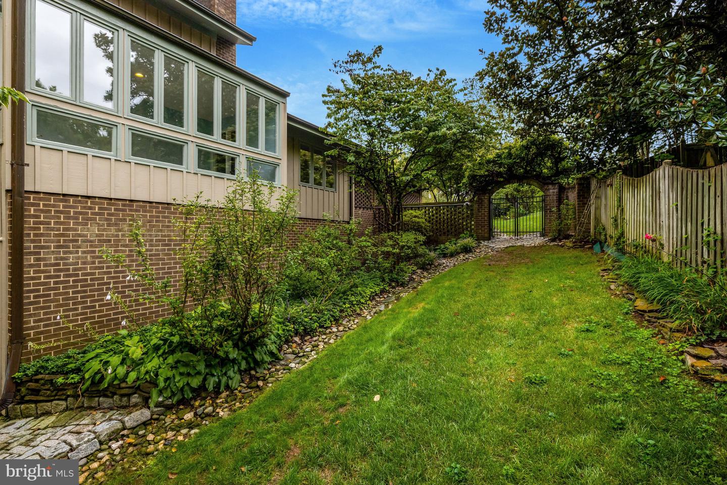 6952 Kyleakin Ct Property Photo 10