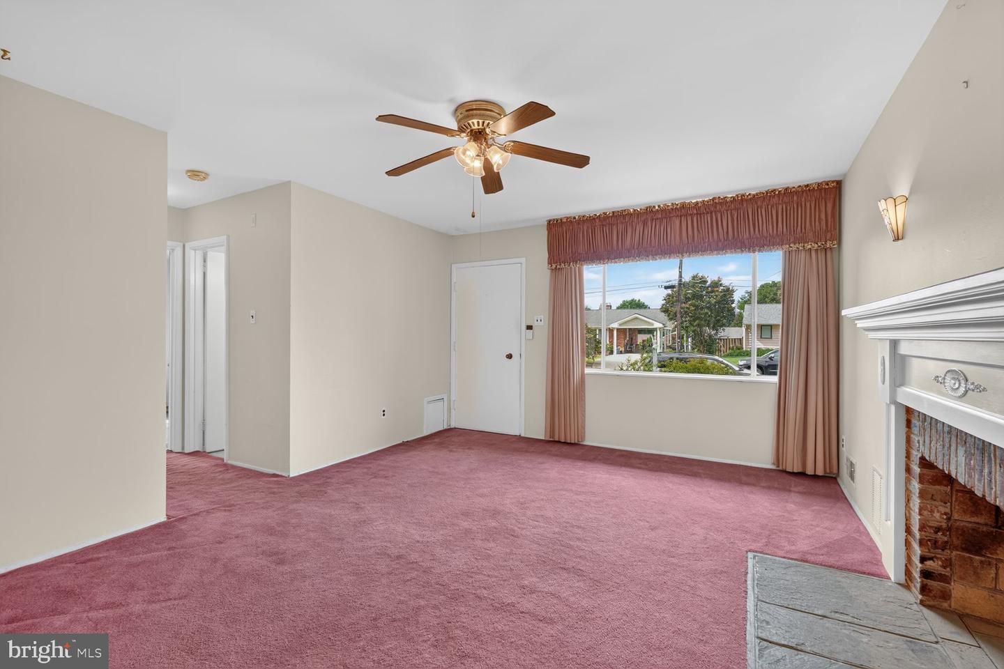 5508 Ivor St Property Photo 9